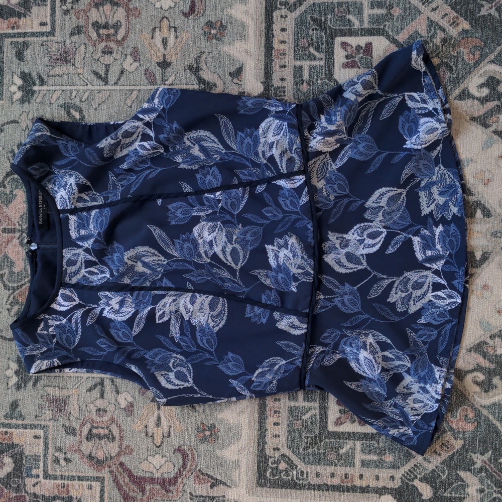 Banana Republic sleeveless blouse